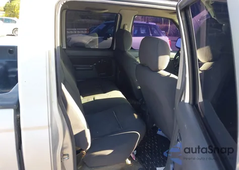 2004 Nissan Frontier Xe-V6 из США, поврежденный, VIN 1N6ED29X24C404697